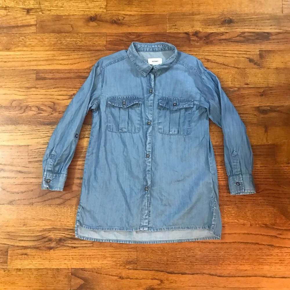 Old Navy Denim Blue Jean Button Down LS Shirt Girls 6 / 7 Small 2 Front Pockets